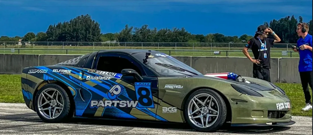 Luis's Carbon Kevlar C6 corvette at the USDC Pro Am round 1 race in 2023